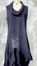 Load image into Gallery viewer, Tuscany Tunic - Black Linen
