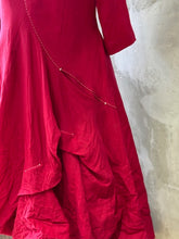 Load image into Gallery viewer, Poet&#39;s Dress - Venetian Red