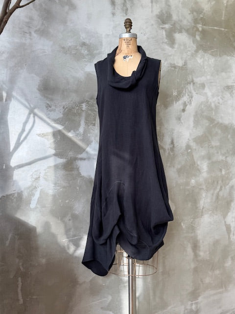 Tuscany Tunic - Black Linen